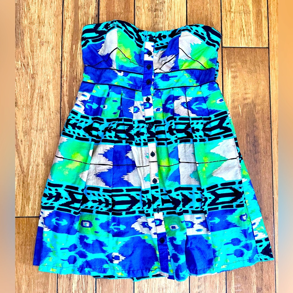 Strapless multi color tribal looking dress. Sz M.